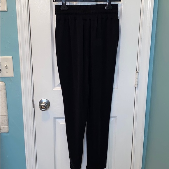 Fabletics Black Drawstring Pants - Picture 5 of 10